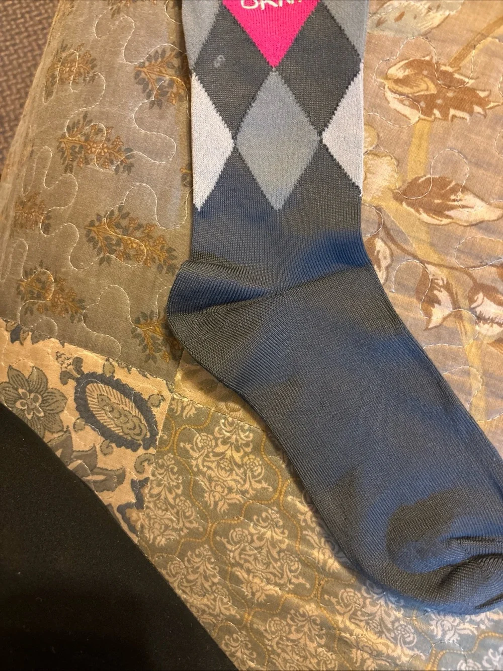 Dkny classic argyle
